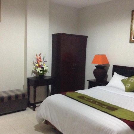 Tuban Torres Accommodation Kuta Lombok Zewnętrze zdjęcie