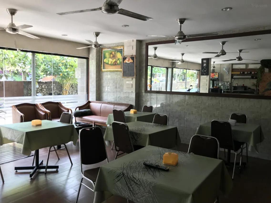 Tuban Torres Accommodation Kuta Lombok Zewnętrze zdjęcie